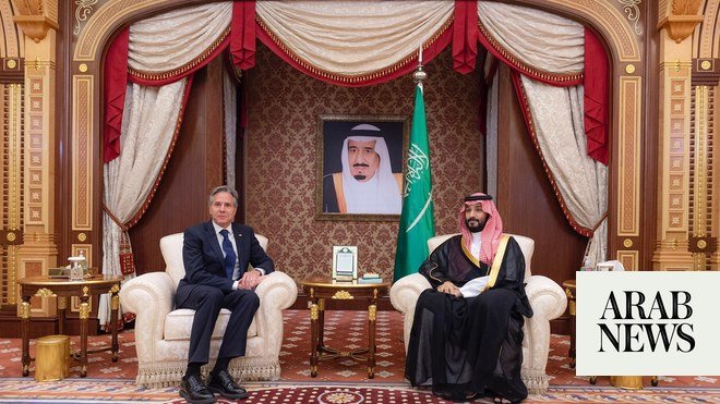 ولي العهد السعودي يبحث مع وزير الخارجية الأمريكي التعاون ولي العهد السعودي يبحث مع وزير الخارجية الأمريكي التعاون