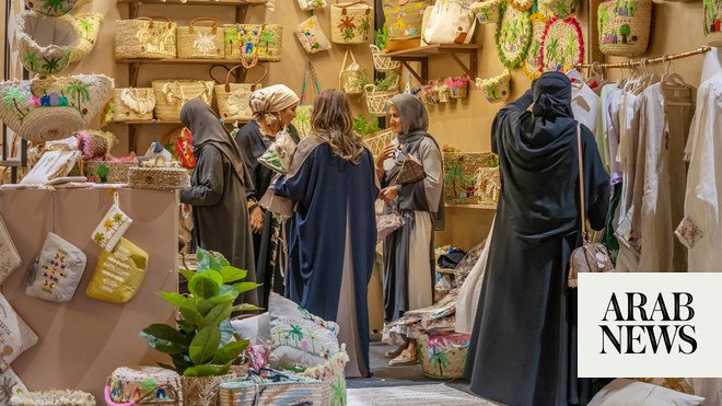 فعالية “بنان” تنسج التراث المحلي والعالمي في الرياض فعالية “بنان” تنسج التراث المحلي والعالمي في الرياض