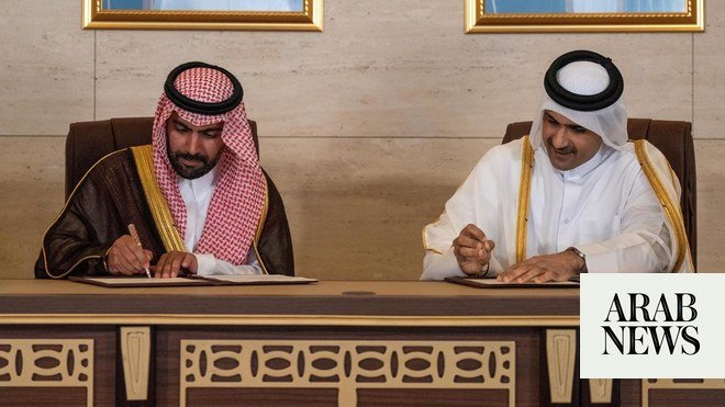 وزيرا الثقافة السعودي والقطري يوقعان مذكرة تفاهم لتوسيع التعاون