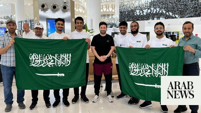 طلاب سعوديون يتنافسون في أولمبياد الكيمياء المرموق طلاب سعوديون يتنافسون في أولمبياد الكيمياء المرموق